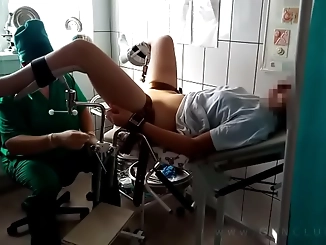 Japanese babe ?oung MILF experiences intense gyno climax