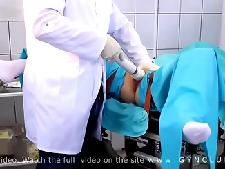 Crave Luscious Sex on the Gynecological Table with Enchantress MILF!