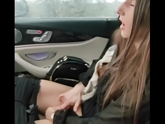 Gorgeous Asian Gets Horny in Public: Car Fapping Fun!