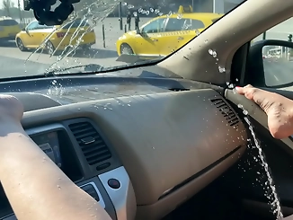 Must-see! Sultry Squirt Sensation Jordan in a 4K Car Ride adventure!