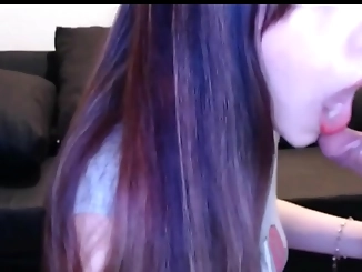 Sultry TikTok Star Martiiaciar's Accidental Cam Show Leaks Online: Watch the Steamy Video!